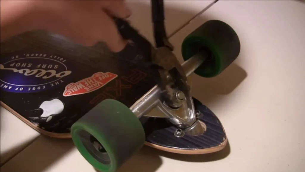 how to tighten the trucks on a skateboard