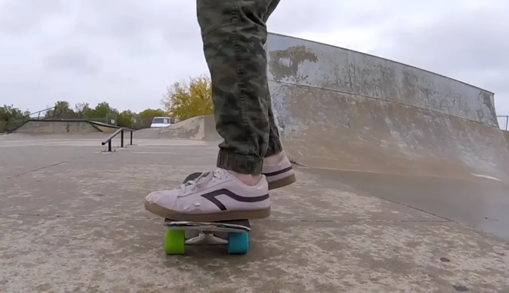 can you put longboard wheels on a skateboar